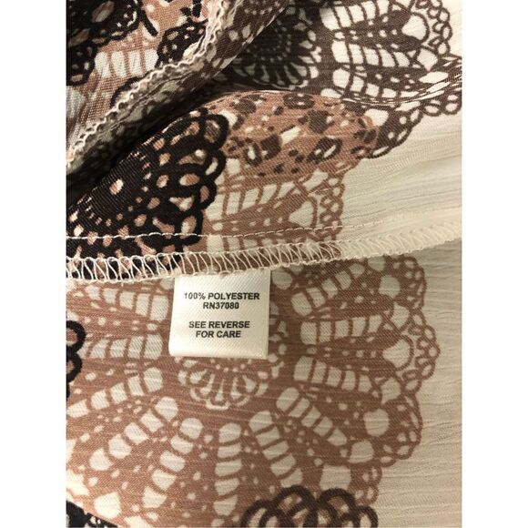 Cato Women’s Brown and Cream Paisley Circle Design Ruffle Sleeveless Tank Blouse - Picture 4 of 6